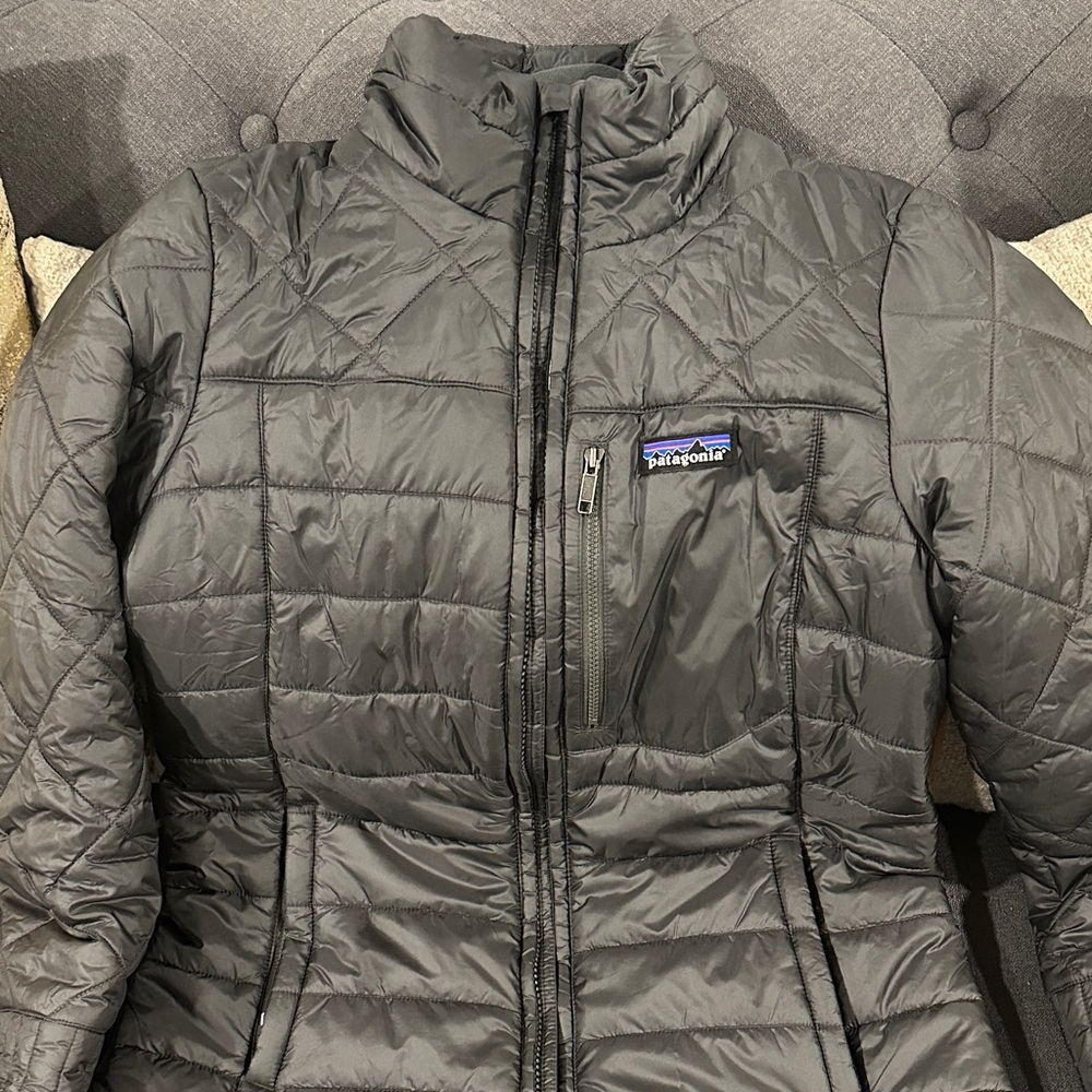 Patagonia Women's Charcoal Puffer Jacket